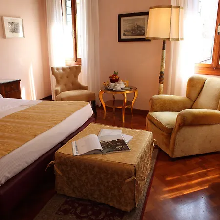 Hotel Accademia - Maravege Wenecja