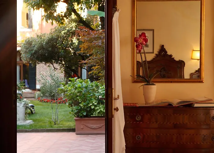 Hotel Accademia - Maravege Venedig