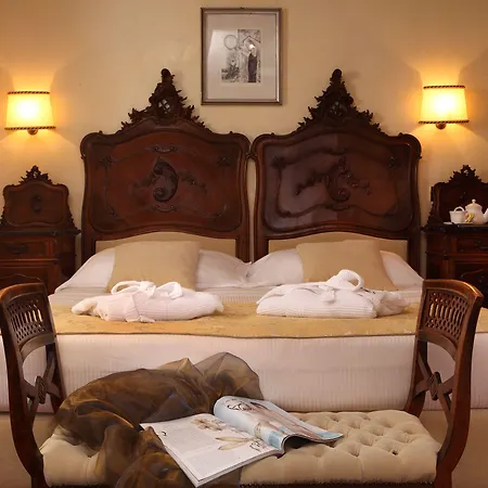 Hotel Accademia - Maravege 3*