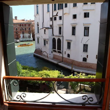 Hotel Accademia - Maravege 3*