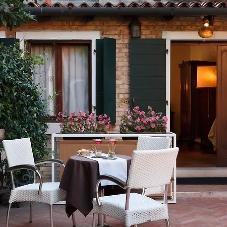 Hotel Accademia - Maravege Venedig