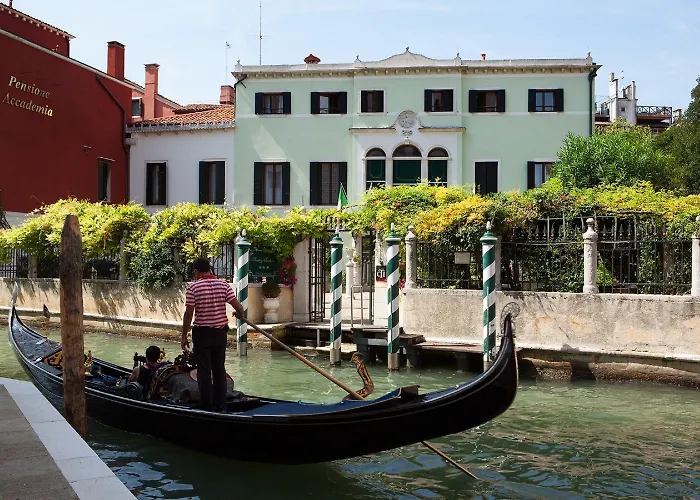 Accademia - Maravege Hotel Venezia
