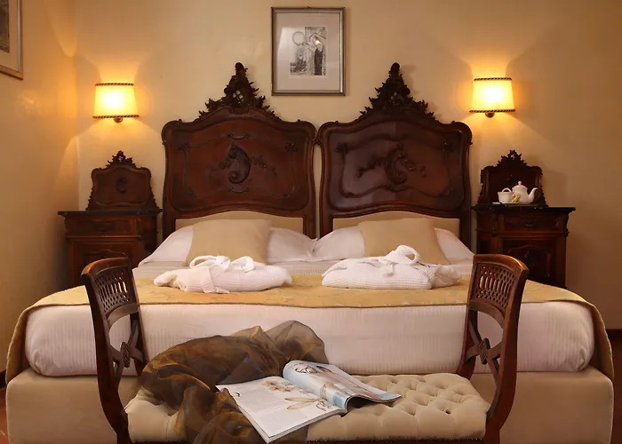 Hotel Accademia - Maravege 3*