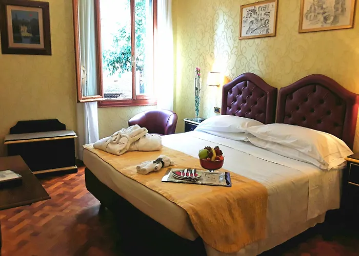 Accademia - Maravege Hotel Venezia