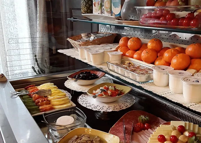 Accademia - Maravege 3* Venezia