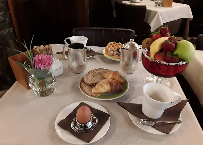 Accademia - Maravege