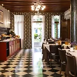 Hotell Accademia - Maravege