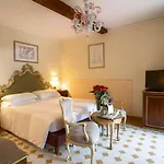 Accademia - Maravege 3*