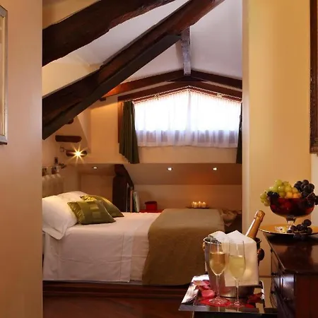Accademia - Maravege 3* Venezia